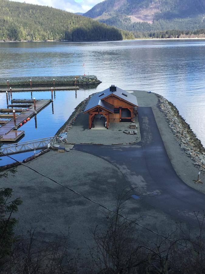 Tilby'S Rainbow Cottage Port Renfrew Ngoại thất bức ảnh