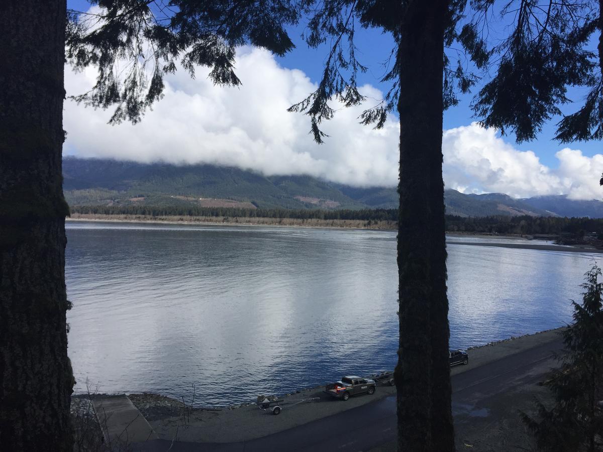 Tilby'S Rainbow Cottage Port Renfrew Ngoại thất bức ảnh