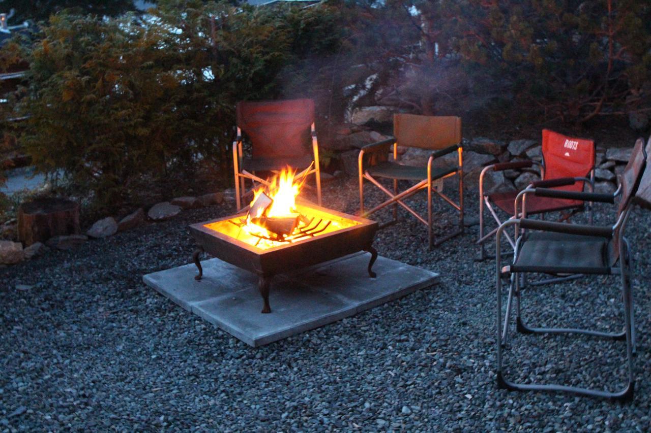 Tilby'S Rainbow Cottage Port Renfrew Ngoại thất bức ảnh